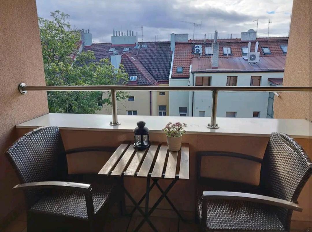 Cozy Rooftop With Balcony براغ المظهر الخارجي الصورة