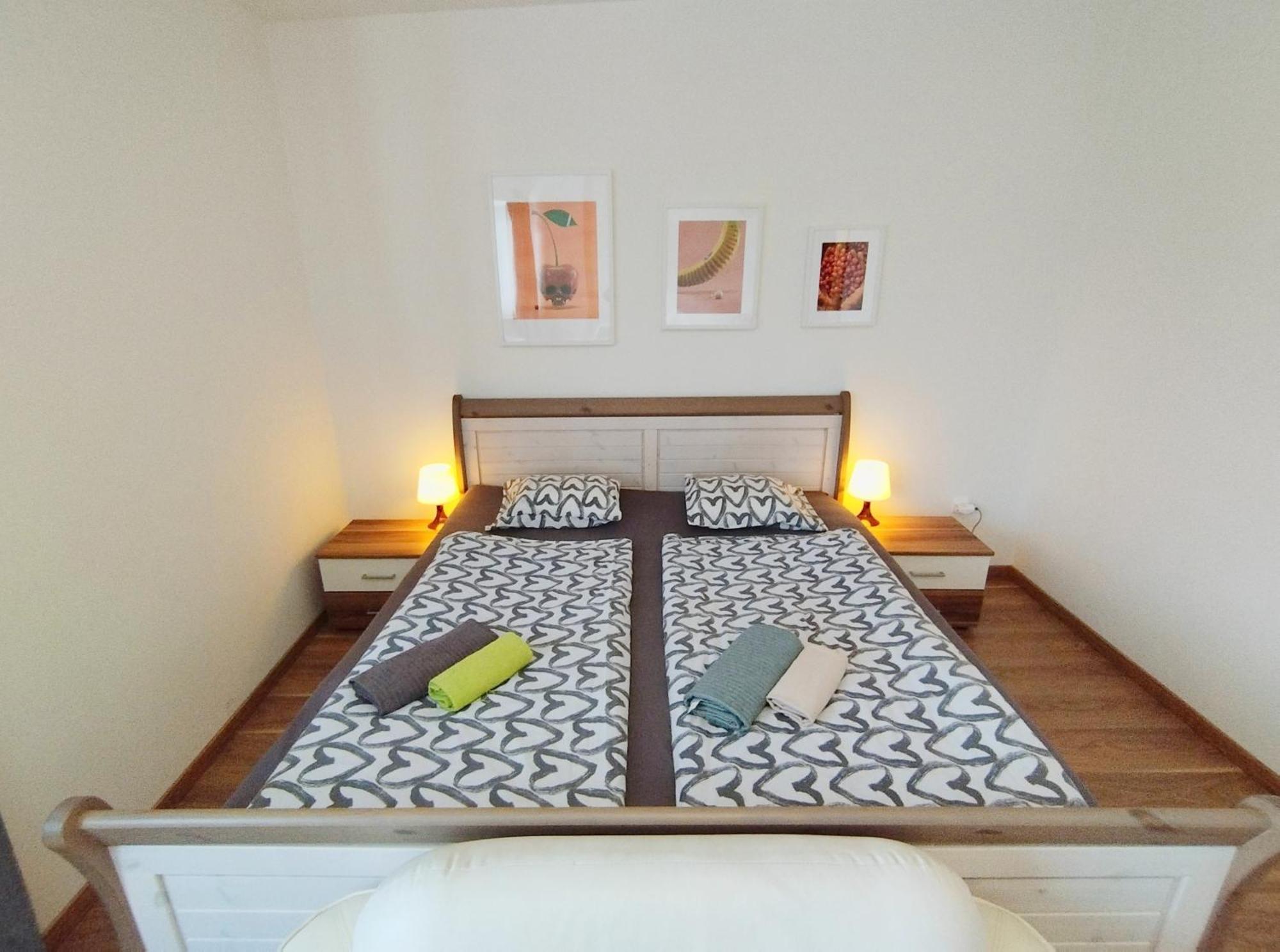 Cozy Rooftop With Balcony براغ المظهر الخارجي الصورة
